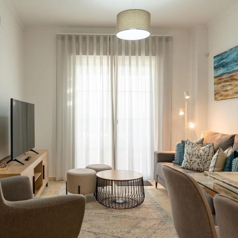 Modern Apartment with Sea & Mountain Views at Small Oasis - Apartamento - 2