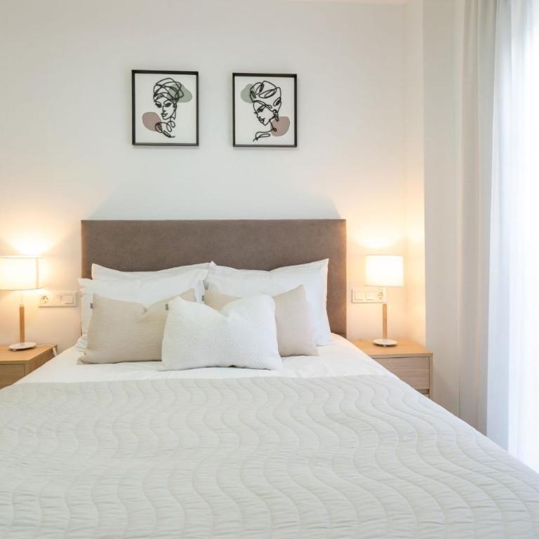Modern Apartment with Sea & Mountain Views at Small Oasis - Apartamento - 10