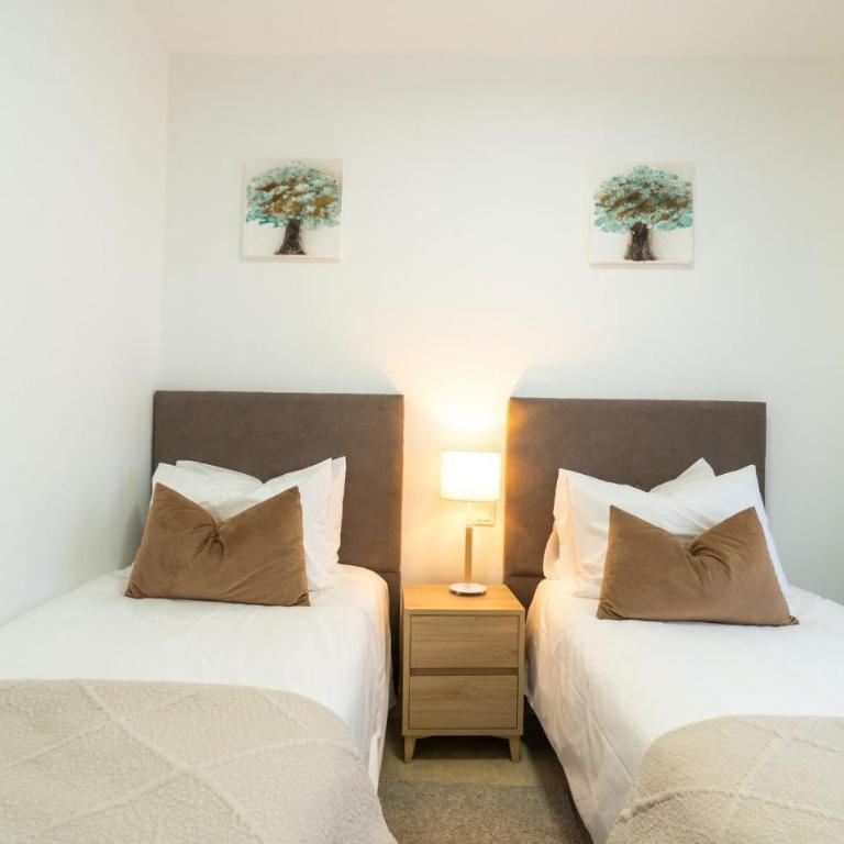 Modern Apartment with Sea & Mountain Views at Small Oasis - Apartamento - 17