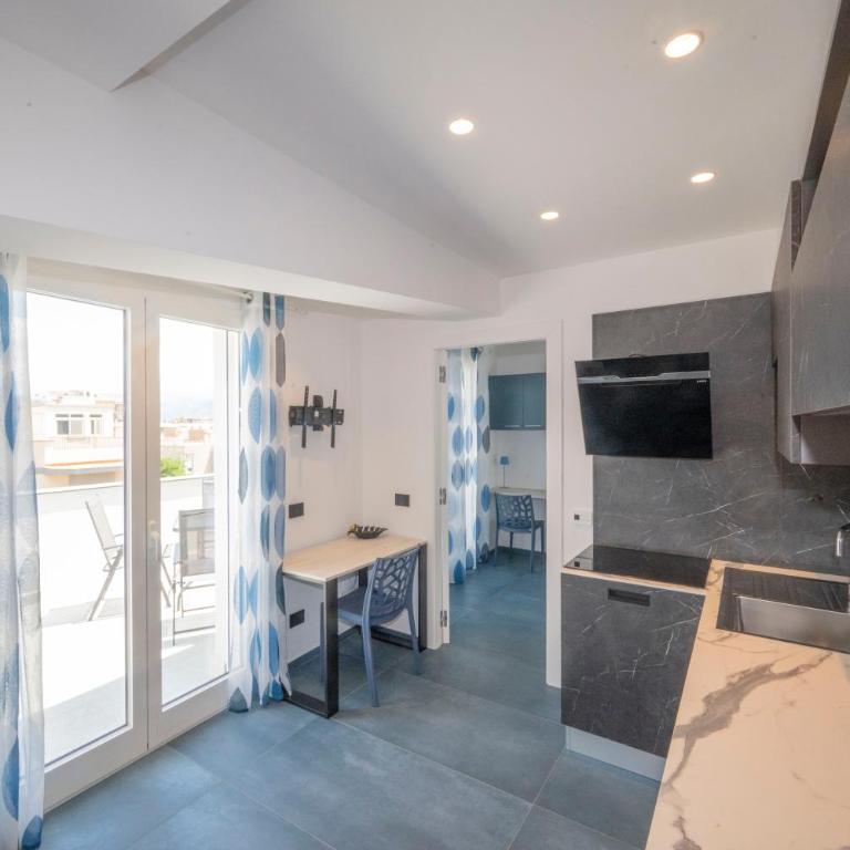 Exclusive BB Villa Rosa - Appartamento con 1 Camera da Letto, Vista Mare e Terrazza - 11