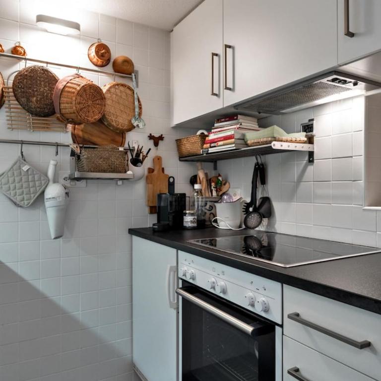 Chesa Centrum 6pax - Celerina - Apartment - 9