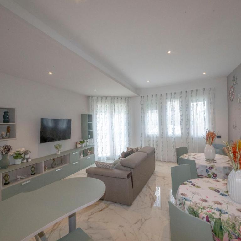 Exclusive BB Villa Rosa - Appartamento con 1 Camera da Letto e Vasca Idromassaggio - 13
