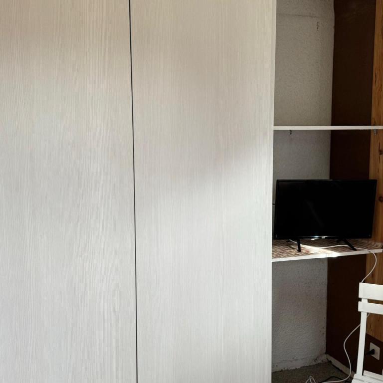 Studio abordable 2 pers, parking, animaux admis - FR-1-445-209 - Monolocale - 11