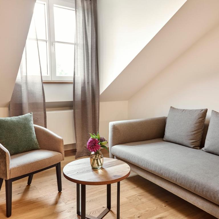 Hotel Gsteig - Doppelzimmer Lech - 3