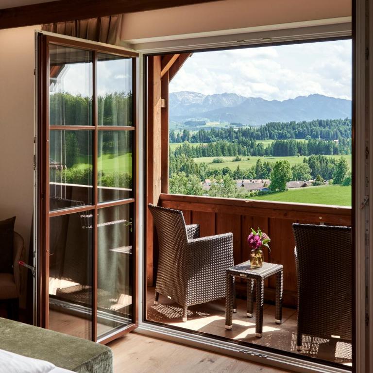 Hotel Gsteig - Suite mit Bergblick - 5