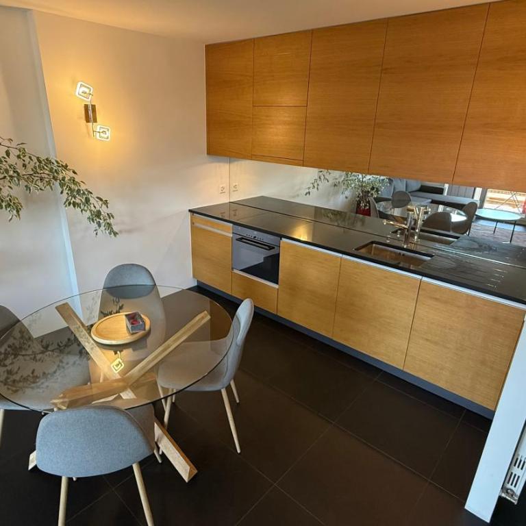 Charmant appartement au centre de Montana - Appartamento con 1 Camera da Letto - 2