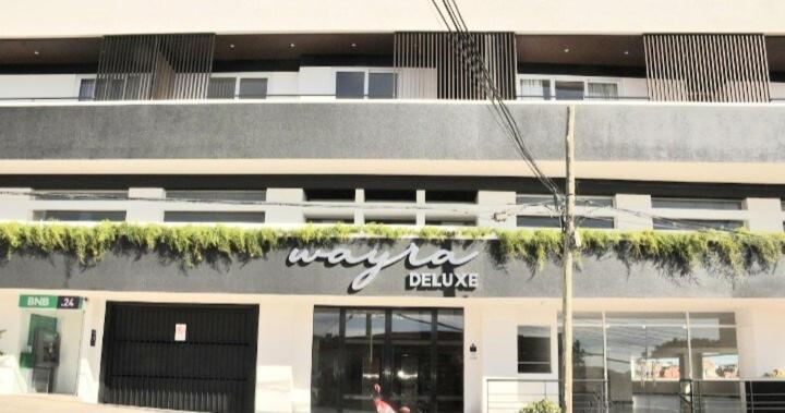 Confortable, Ubicación Ideal con Parqueo y Balcones CIUDAD DE SUCRE BOLIVIA - Three-Bedroom Deluxe Apartment - 33