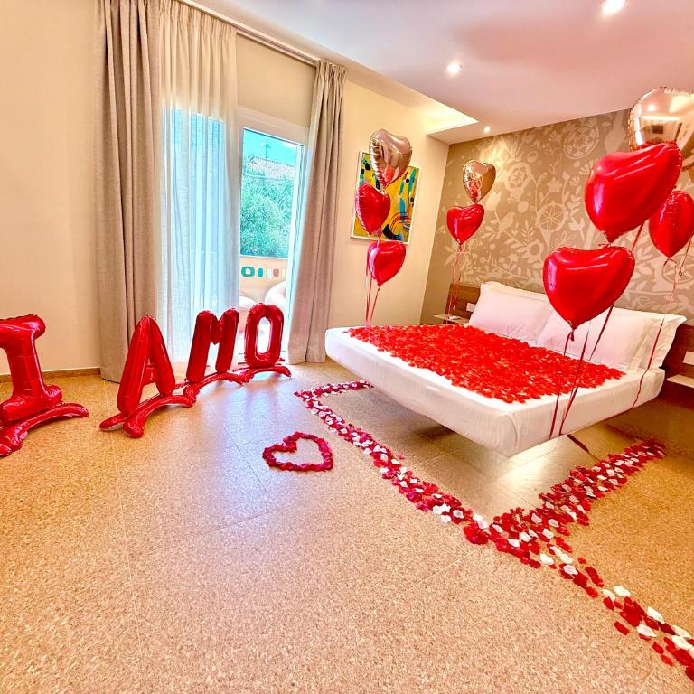 MIRARI Design Rooms - Camera Queen con Balcone - 2