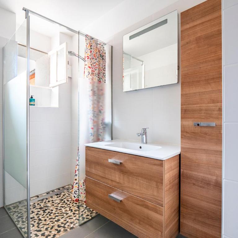 Appartement à 100m de la plage dans le quartier historique - Two-Bedroom Apartment - 9