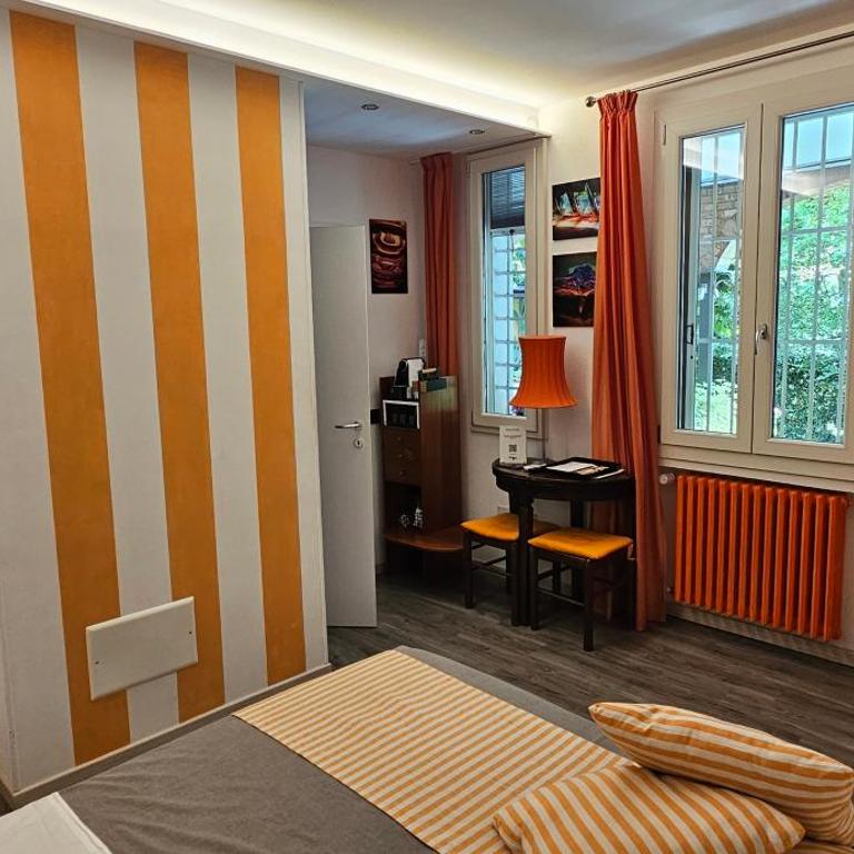 Wagon-lit - Triple Room with Private Bathroom - 15