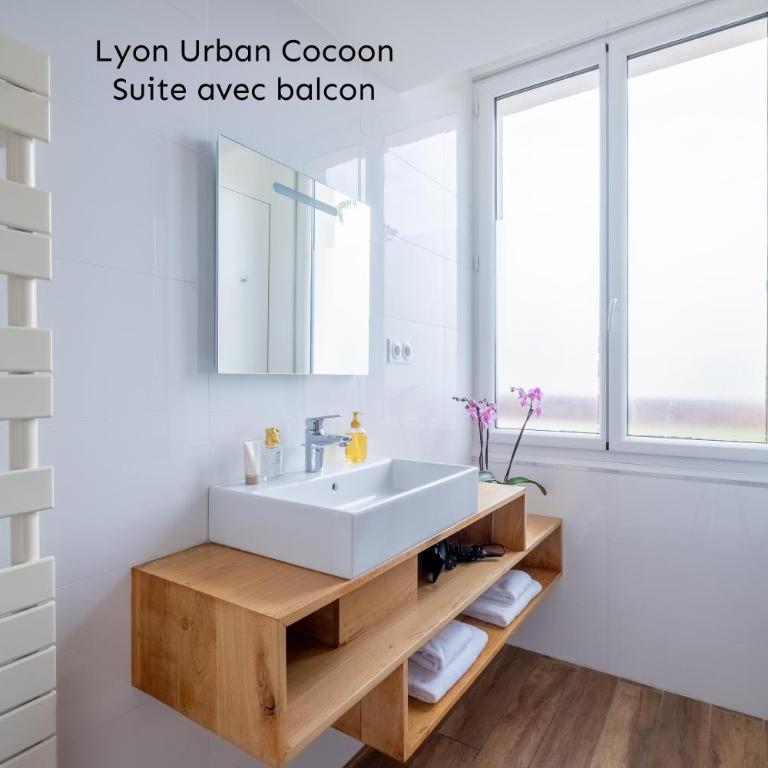 Lyon Urban Cocoon Gîte urbain eco-responsable - Suite avec Balcon - 21