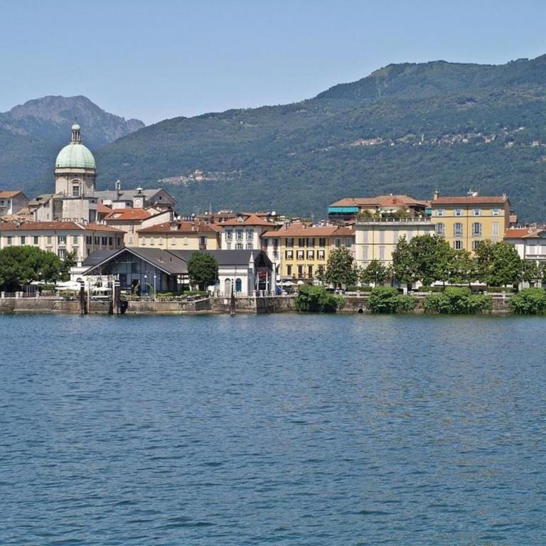 Chalet by Lake Maggiore with Garden Views - Casa Vacanze con 1 Camera da Letto - 32