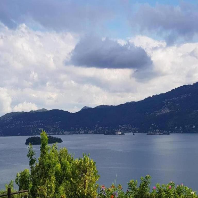 Chalet by Lake Maggiore with Garden Views - Casa Vacanze con 1 Camera da Letto - 21
