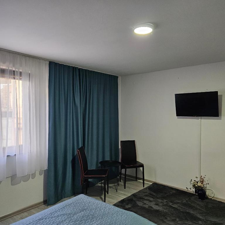 AC House Apartments - One-Bedroom Apartment with Garden - 10