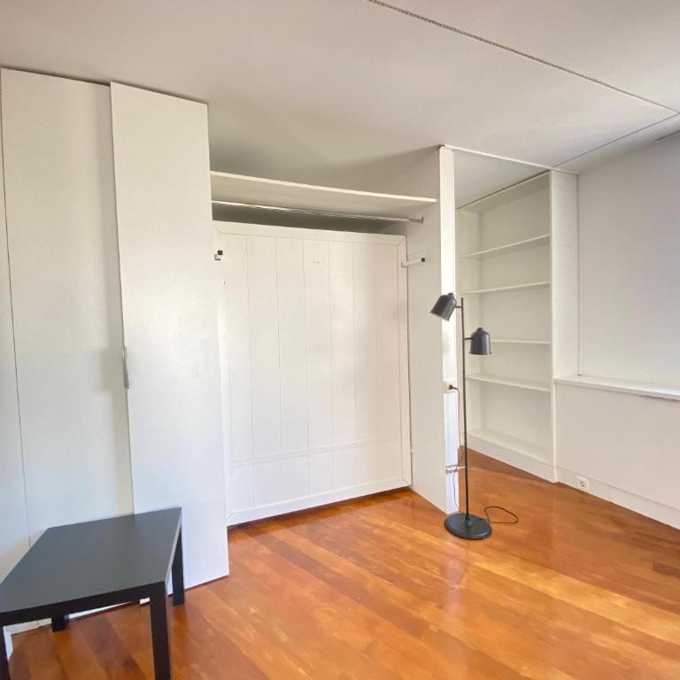 Apartamento Plaza España - One-Bedroom Apartment - 38
