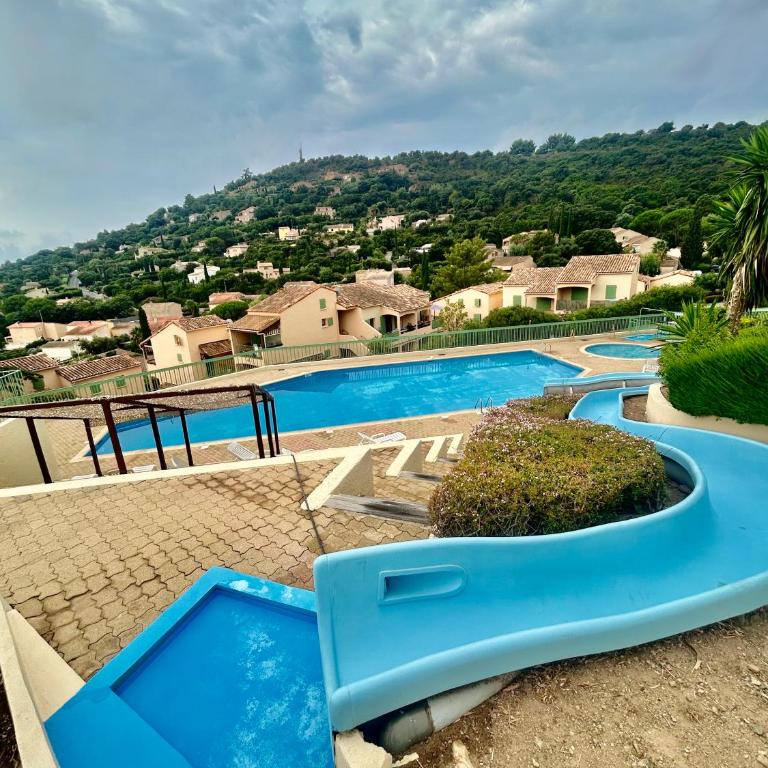 Joli Mazet, piscine, vue mer - Two-Bedroom Apartment - 2