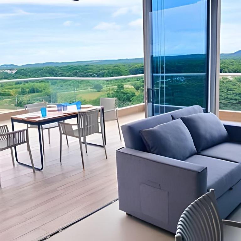Ultimo piso, amplia terraza y vista impresionante! - Apartamento - 52