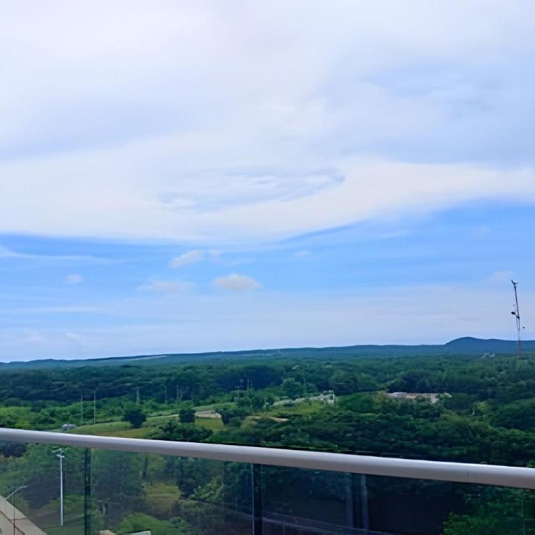 Ultimo piso, amplia terraza y vista impresionante! - Apartamento - 68