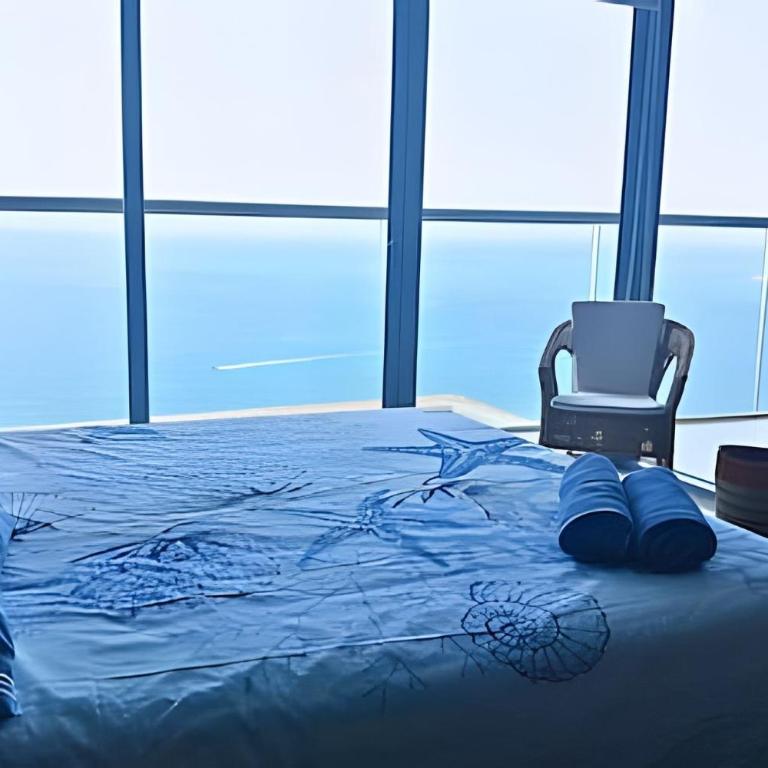 Luxury Escape: Sea, Comfort & Style - One-Bedroom Premium Apartment with Ocean View - 1