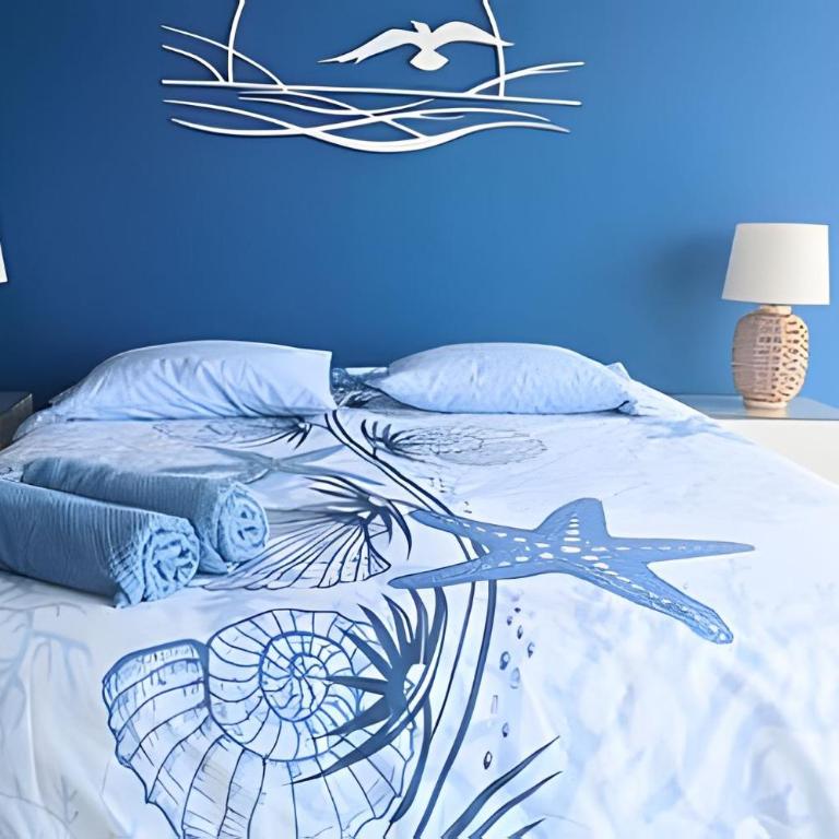 Luxury Escape: Sea, Comfort & Style - One-Bedroom Premium Apartment with Ocean View - 4