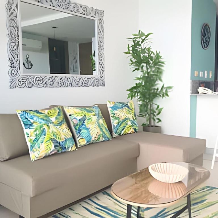 Luxury Escape: Sea, Comfort & Style - One-Bedroom Premium Apartment with Ocean View - 32