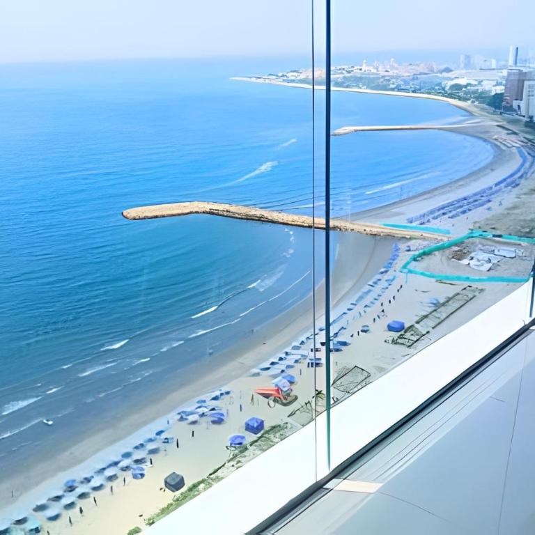 Luxury Escape: Sea, Comfort & Style - One-Bedroom Premium Apartment with Ocean View - 45