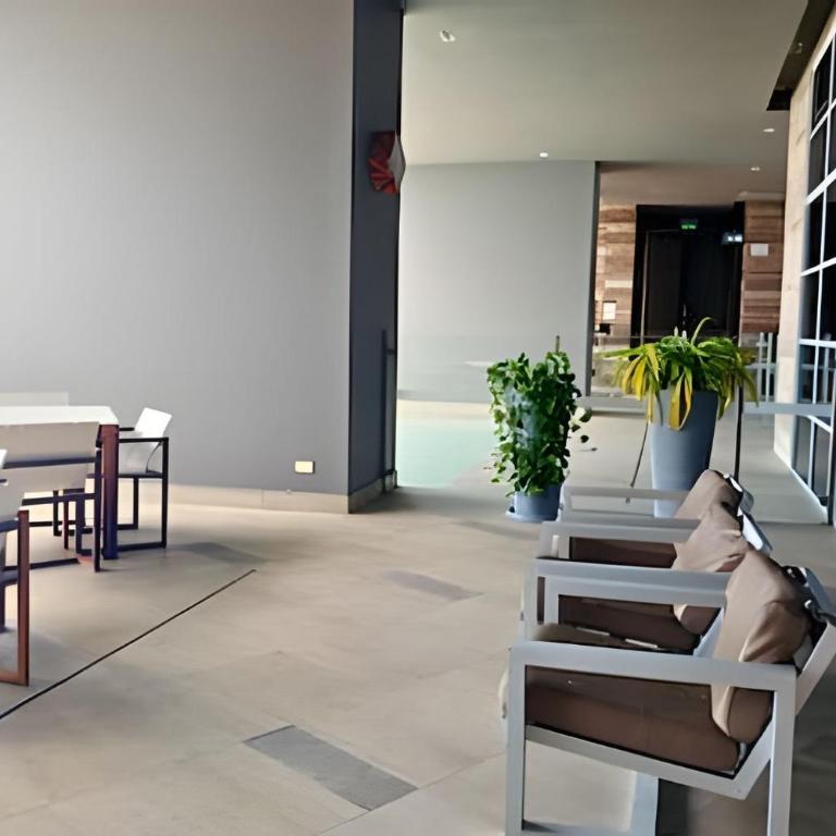 Luxury Escape: Sea, Comfort & Style - One-Bedroom Premium Apartment with Ocean View - 58