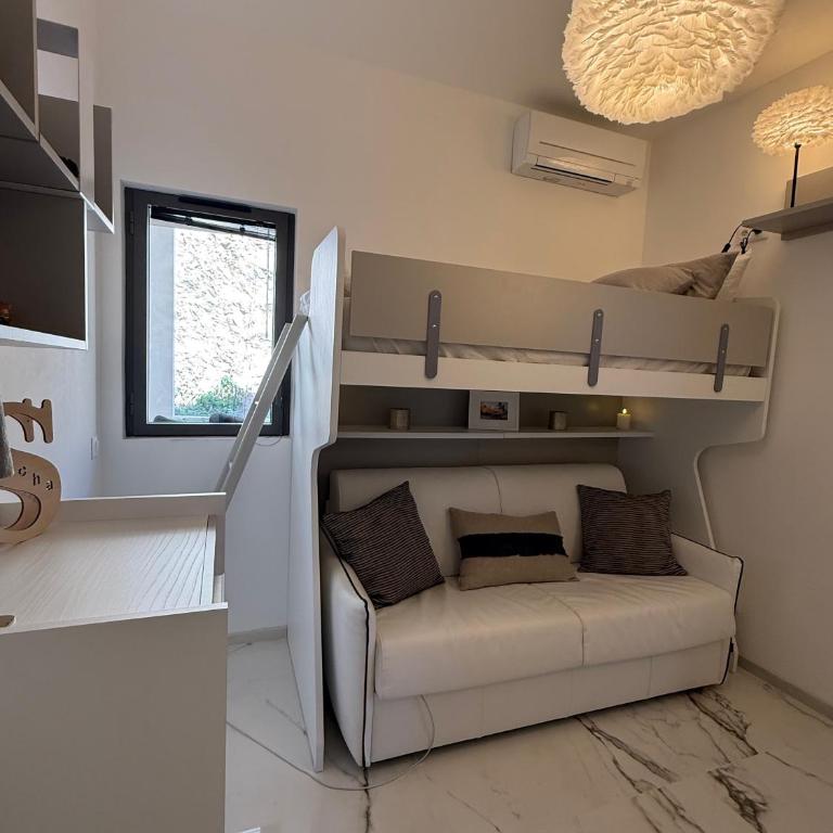 Appartement de luxe type 4 Eden Suite Sanguinaires vue mer avec piscine chauffée résidence Ajaccio - Apartment mit 3 Schlafzimmern - 85