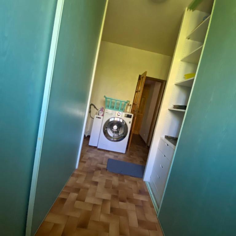 Les Mourguettes maison familiale avec piscine et garage sur 2000 m2 de terrain en campagne - Maison 7 Chambres - 41