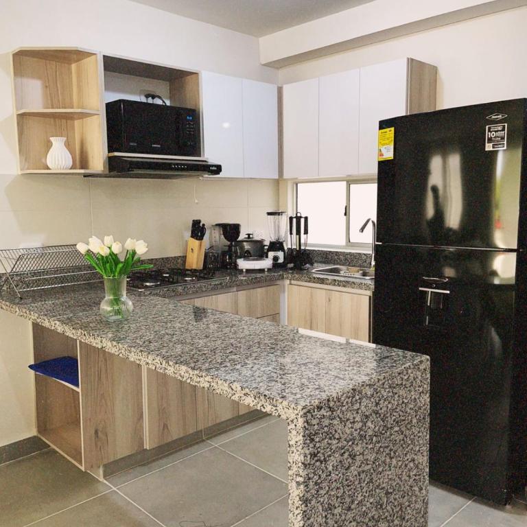 Comfortable apartment near the beach Manzanillo Sector - Two-Bedroom Apartment - 21