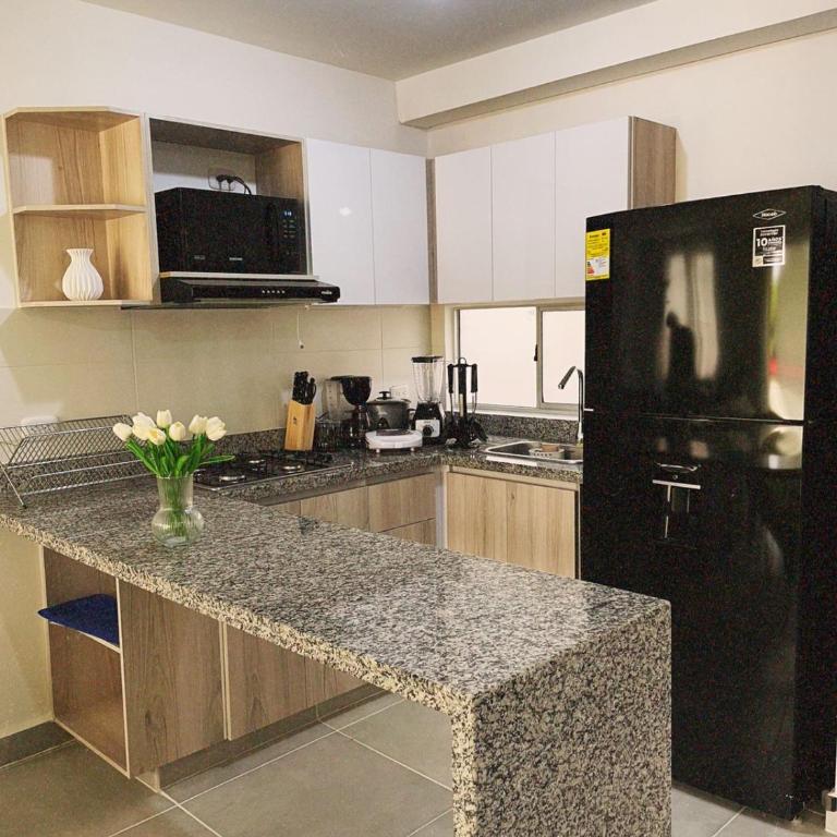 Comfortable apartment near the beach Manzanillo Sector - Two-Bedroom Apartment - 24