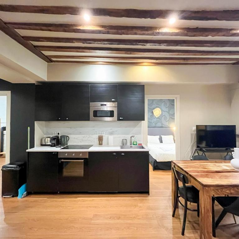 02 - Pretty 4BDR Flat in Paris - Appartement - 19