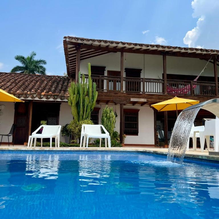 Outstanding FarmHouse jacuzzi & pool near Medellin - Villa - 5