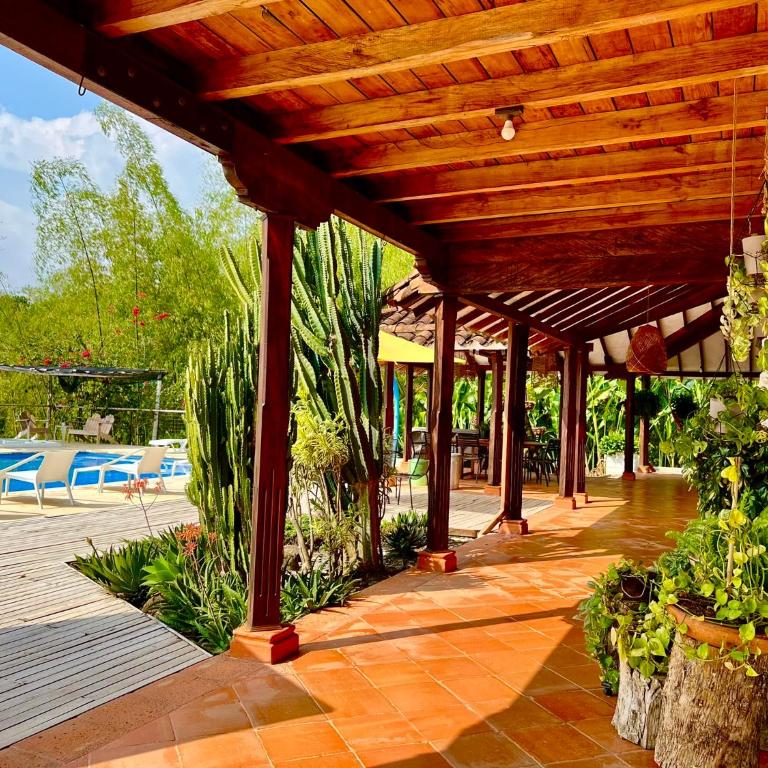 Outstanding FarmHouse jacuzzi & pool near Medellin - Villa - 24