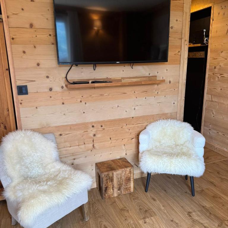 Très bel appartement avec parking gratuit - Appartement 2 Chambres - 18