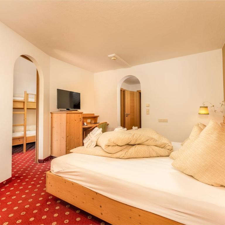 Alpen Wohlfühlhotel Dörflwirt - Deluxe Familienzimmer - 4