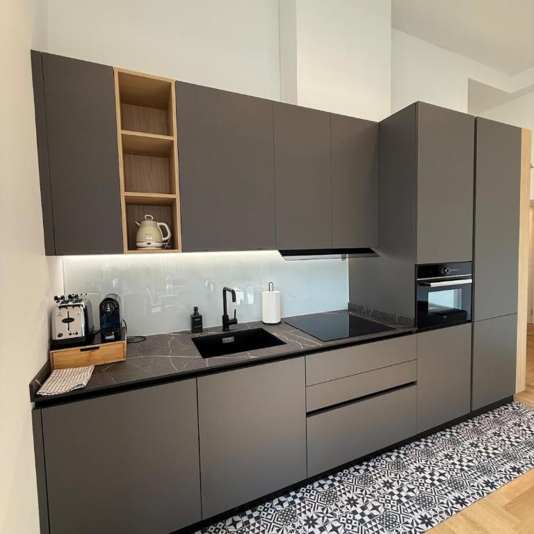 Carducci Dreams Including Free Parking Fast Fibra - Appartamento con 2 Camere da Letto - 8