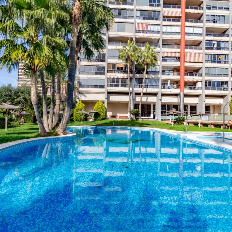 Flat with panoramic views, with garage and pool - One-Bedroom Apartment - 4