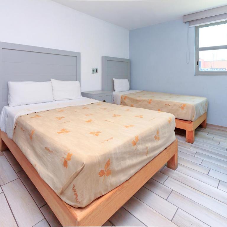 Capital O Hotel Colon Express Guadalajara - Habitación Triple Estándar - 5