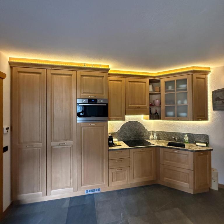 Appartamento incantevole con box e ski room, Wi-Fi, Bormio - Apartment mit 1 Schlafzimmer - 4
