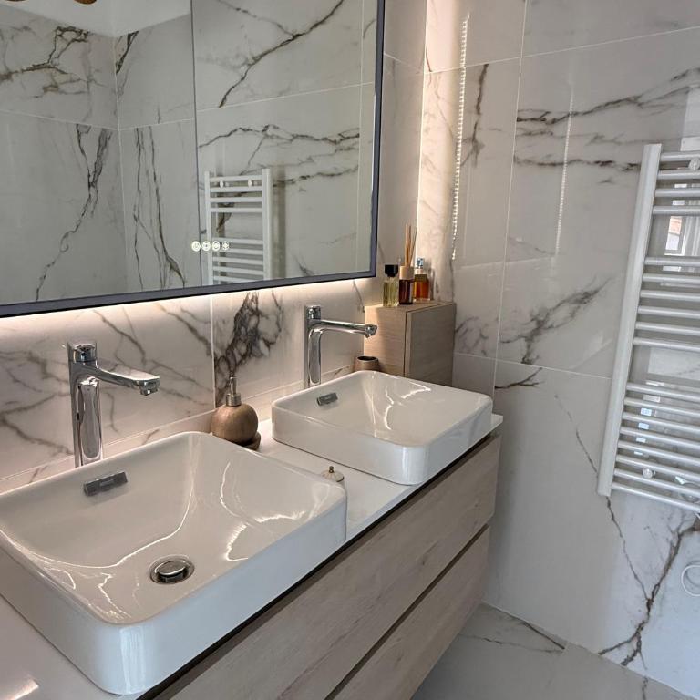 Appartement de luxe type 4 Eden Suite Sanguinaires vue mer avec piscine chauffée résidence Ajaccio - Apartment mit 3 Schlafzimmern - 24