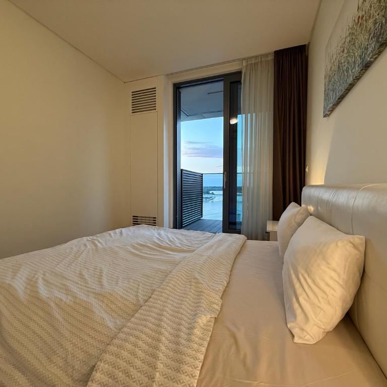 Belgrade Waterfront Apartments - Apartman sa 2 Spavaće Sobe i Pogledom na Reku - 2