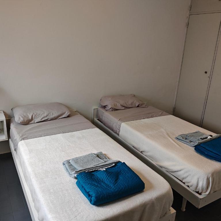 Departamento Zona Hospital Italiano y Penna - Apartamento - 2
