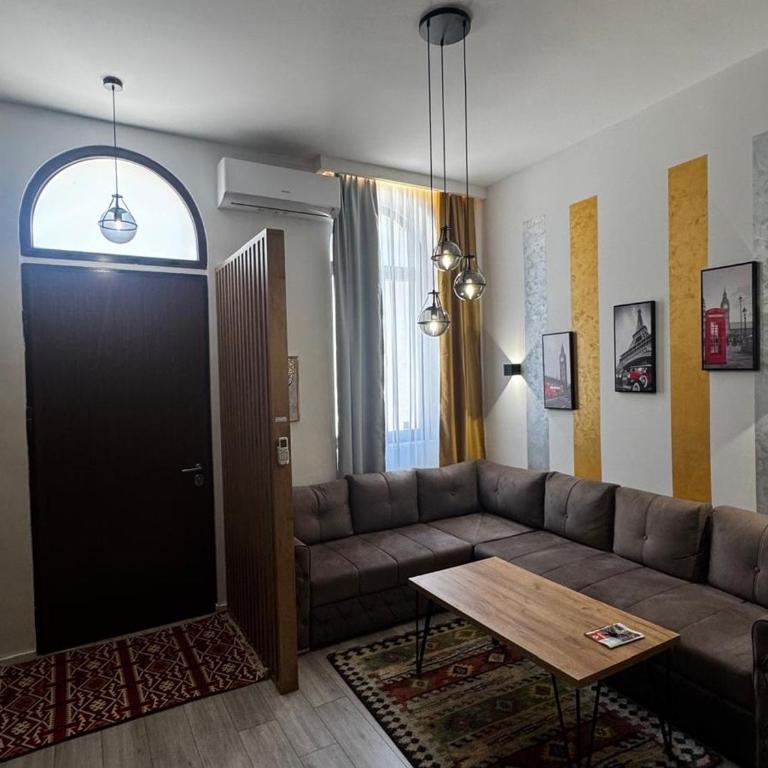 City Pulse Apartment - One-Bedroom Apartment - 2