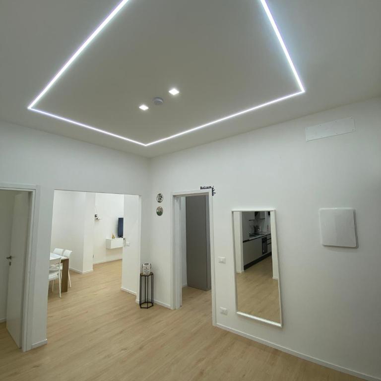 Mare Montenotte - Appartamento con 2 Camere da Letto e Balcone - 2
