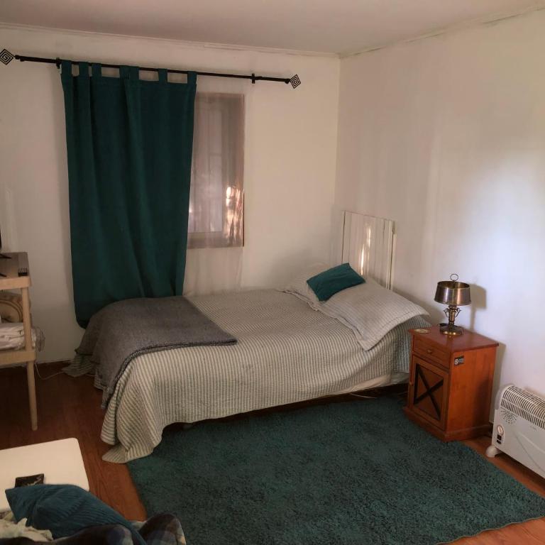 Habitación Privada en La Reina con Piscina, Jardín y Metro Cercano - Habitación Individual - 1