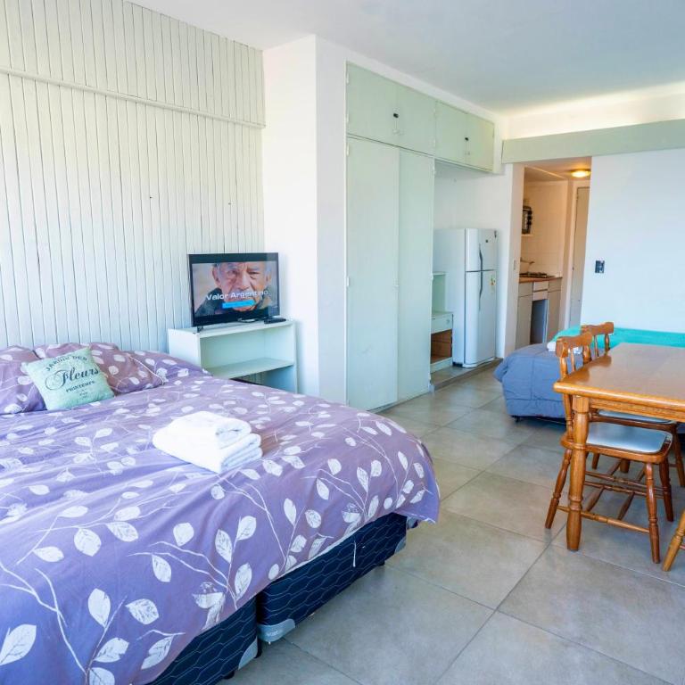 Departamento Centrico con Vista Panorámica al Lago - Apartamento de 1 dormitorio - 14