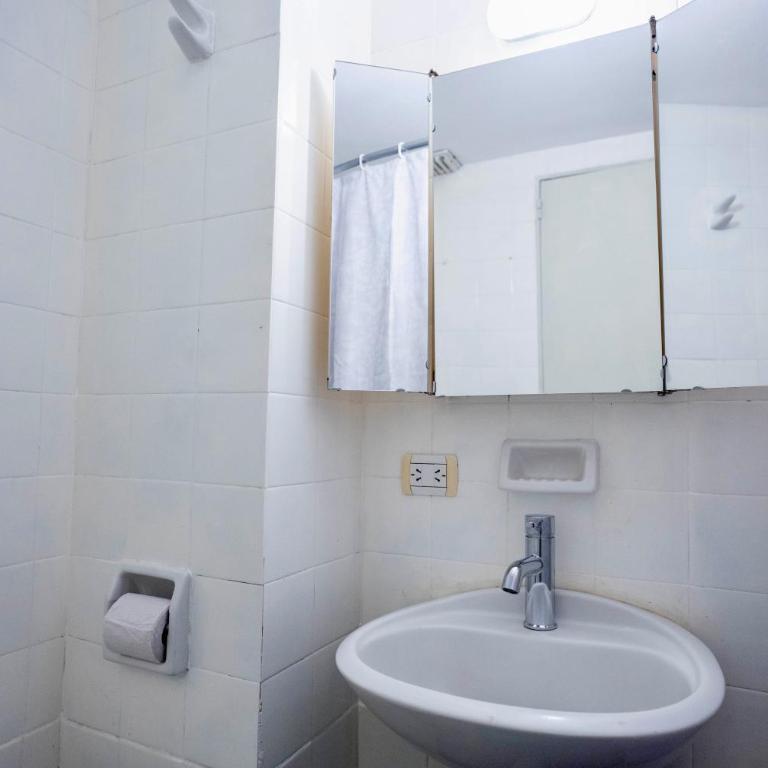 Departamento Centrico con Vista Panorámica al Lago - Apartamento de 1 dormitorio - 16