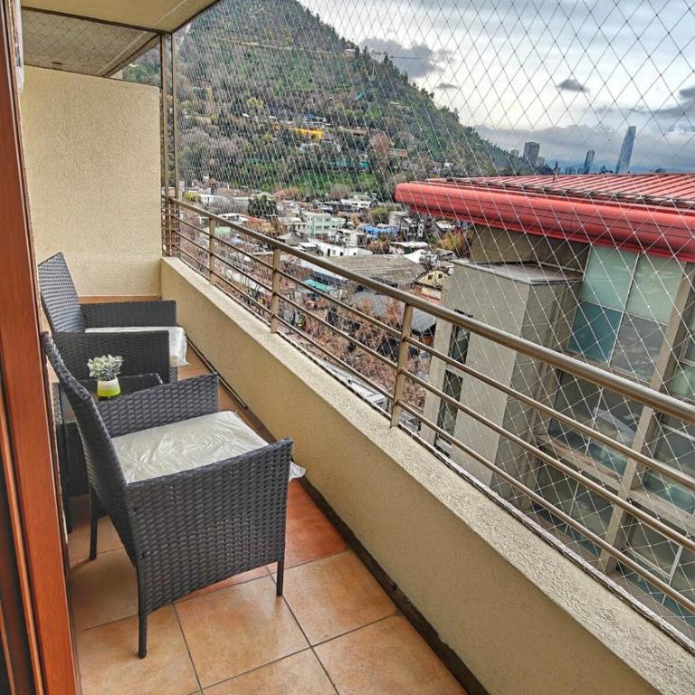Refugio Bellavista vista al Costanera y los Andes - Deluxe One-Bedroom Apartment with City View - 49