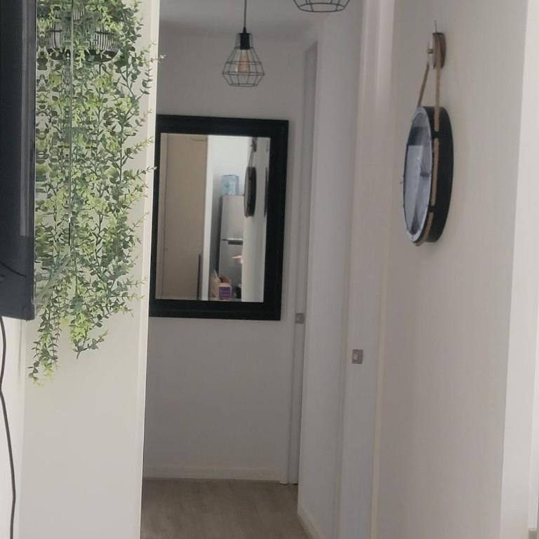 Dpto exclusivo a pasos de la playa tobogán pádel - Three-Bedroom Apartment - 11